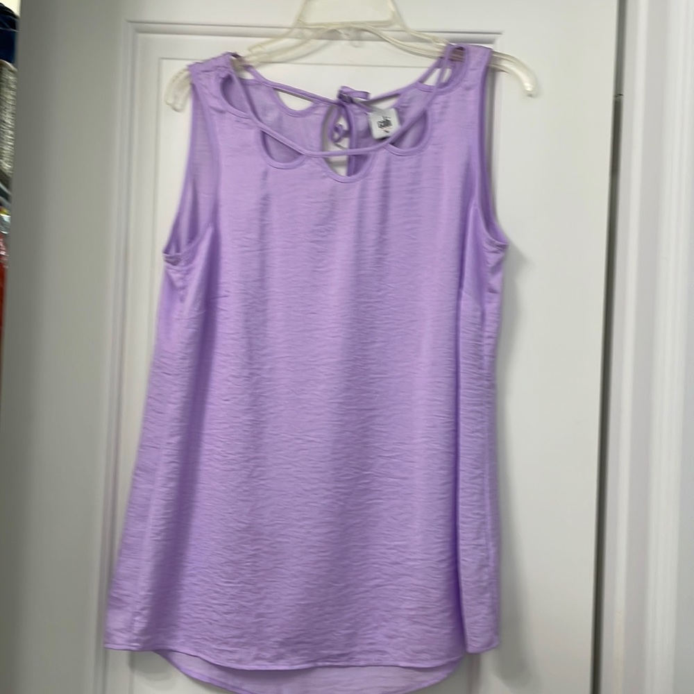 CAbi sleeveless blouse - scalloped top with tie back.